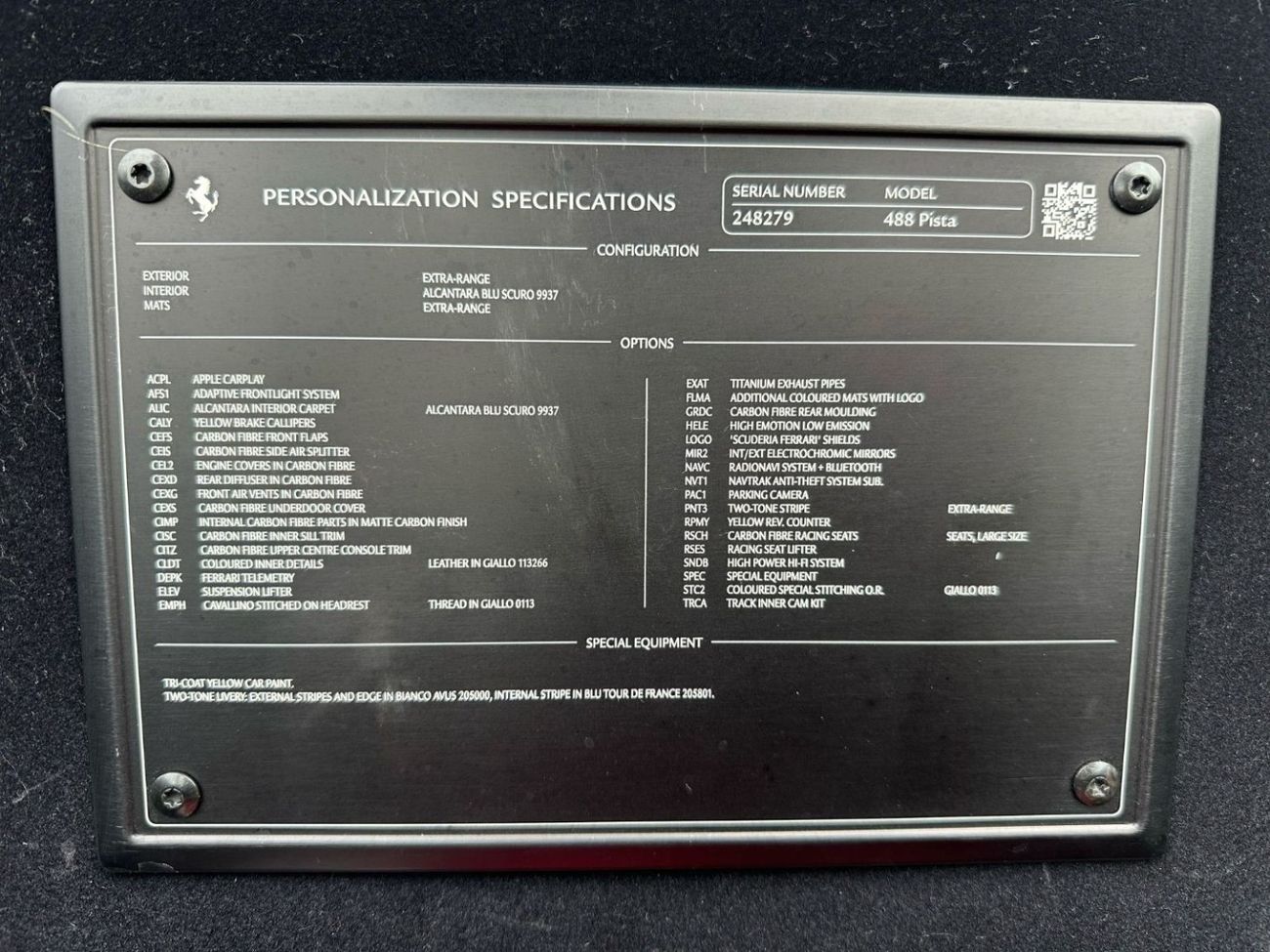 Ferrari 488 Pista 3.9L RIGHT HAND DRIVE Ferrari 488 Pista in Giallo Triplo Strato