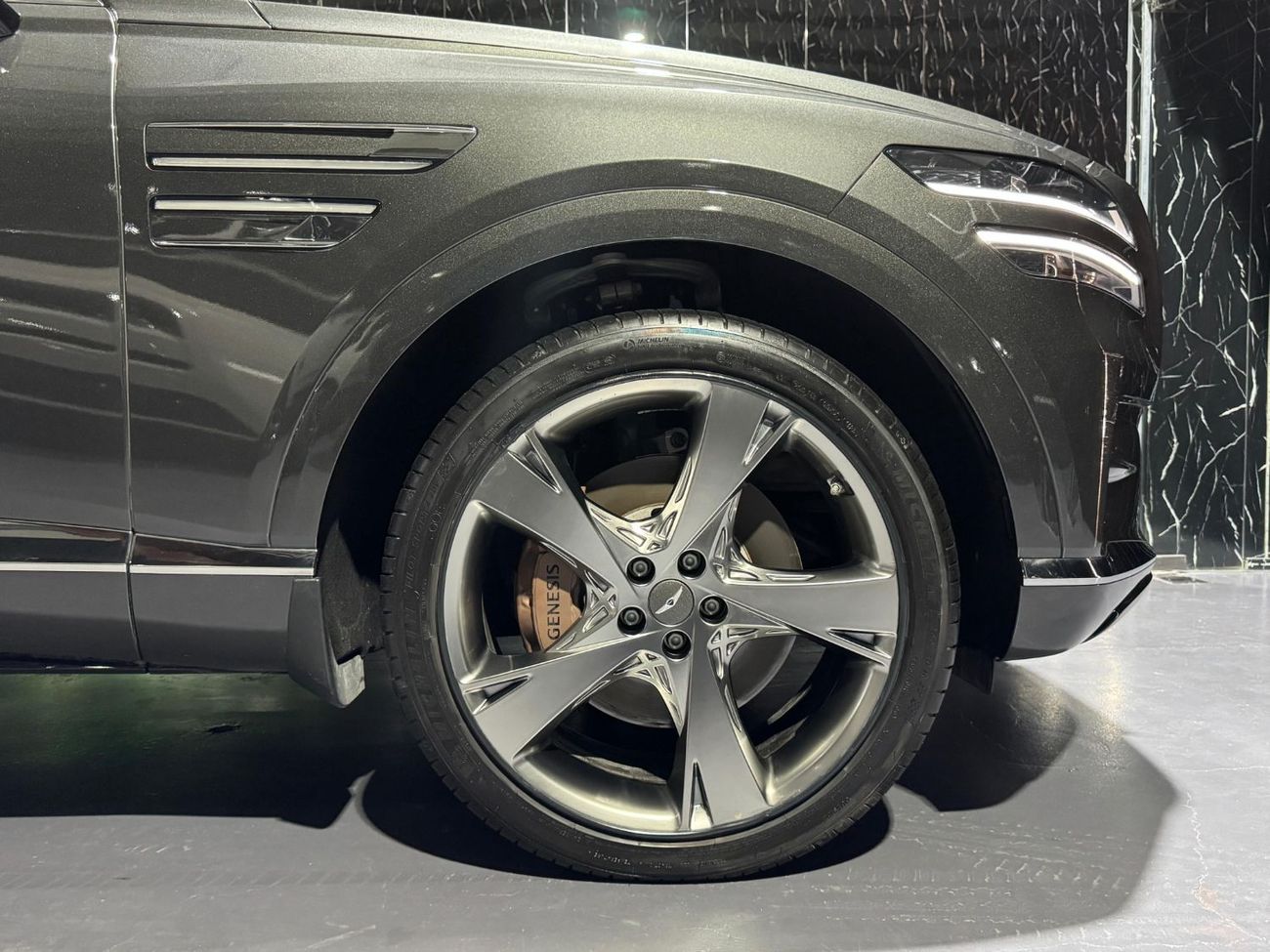 Genesis GV80 Royal 3.5L AWD 2024 Genesis GV80, April 2029 Genesis Warranty + Service Pack, Very Low Kms, GCC