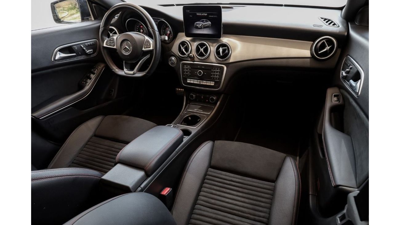 Mercedes-Benz CLA 250 Mercedes-Benz CLA250 Sport 2017 GCC under Warranty with Flexible Down-Payment/ Flood Free.