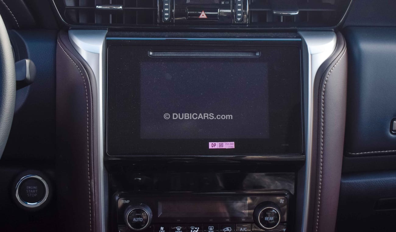 تويوتا فورتونر SR5 V6