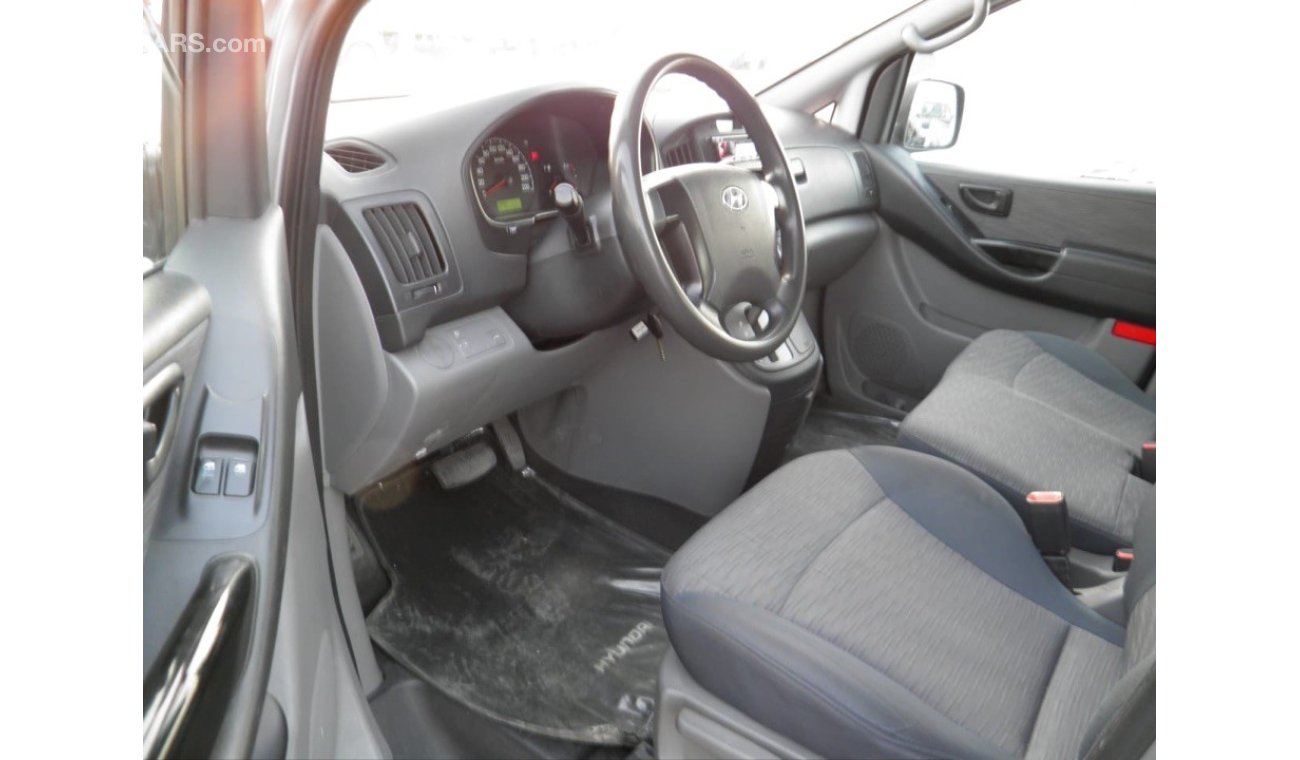 Hyundai H-1 2015 9 seats ref#875