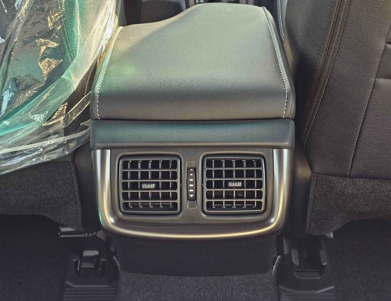 Toyota Hilux GR SPORT WIDE BODY / 4.0L PETROL V6 / OVER FENDER / TRIP TRONIC / 360*CAMERA / DRIVER PWR SEATS WITH