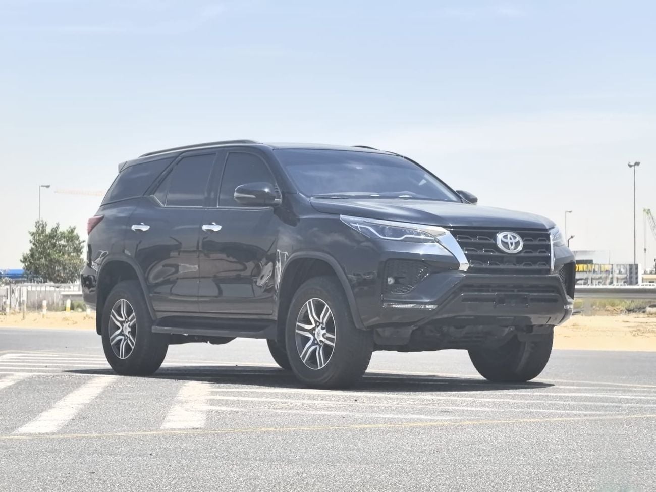 Toyota Fortuner 2024 TOYOTA FORTUNER 2.7L PETROL 4x4 AUTOMATIC TRANSMISSION