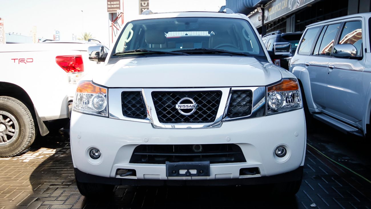 Nissan Armada LE V8