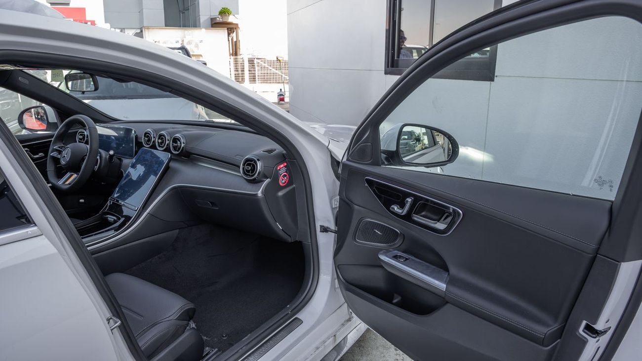 مرسيدس بنز C 200 MERCEDES BENZ C200 2.0L-2025YM