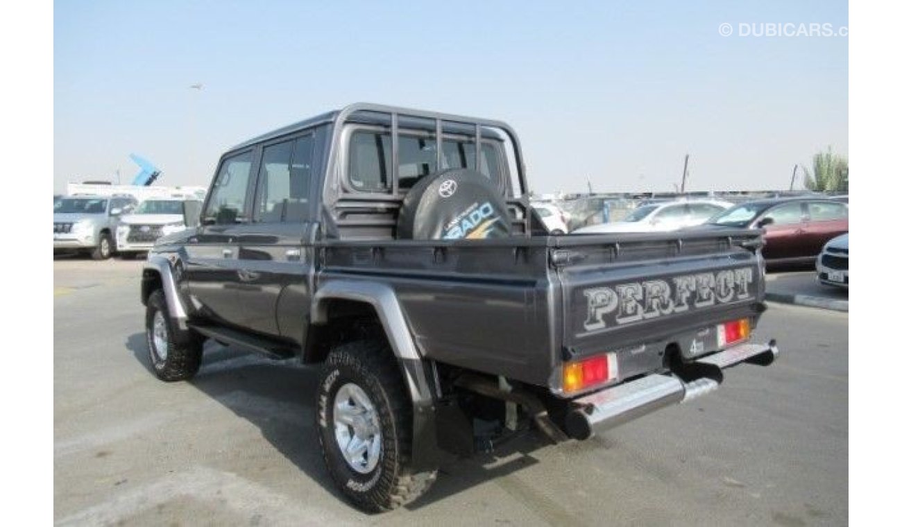 تويوتا لاند كروزر Toyota Land Cruiser Pick Up Right Hand Drive (Stock PM 827)