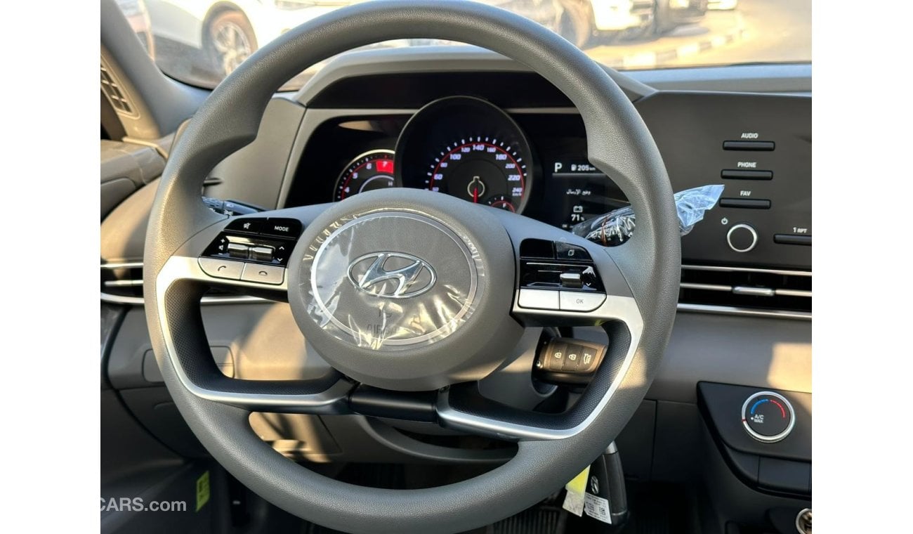 Hyundai Elantra GL HYUNDAI ELANTRA 1.6L 2022