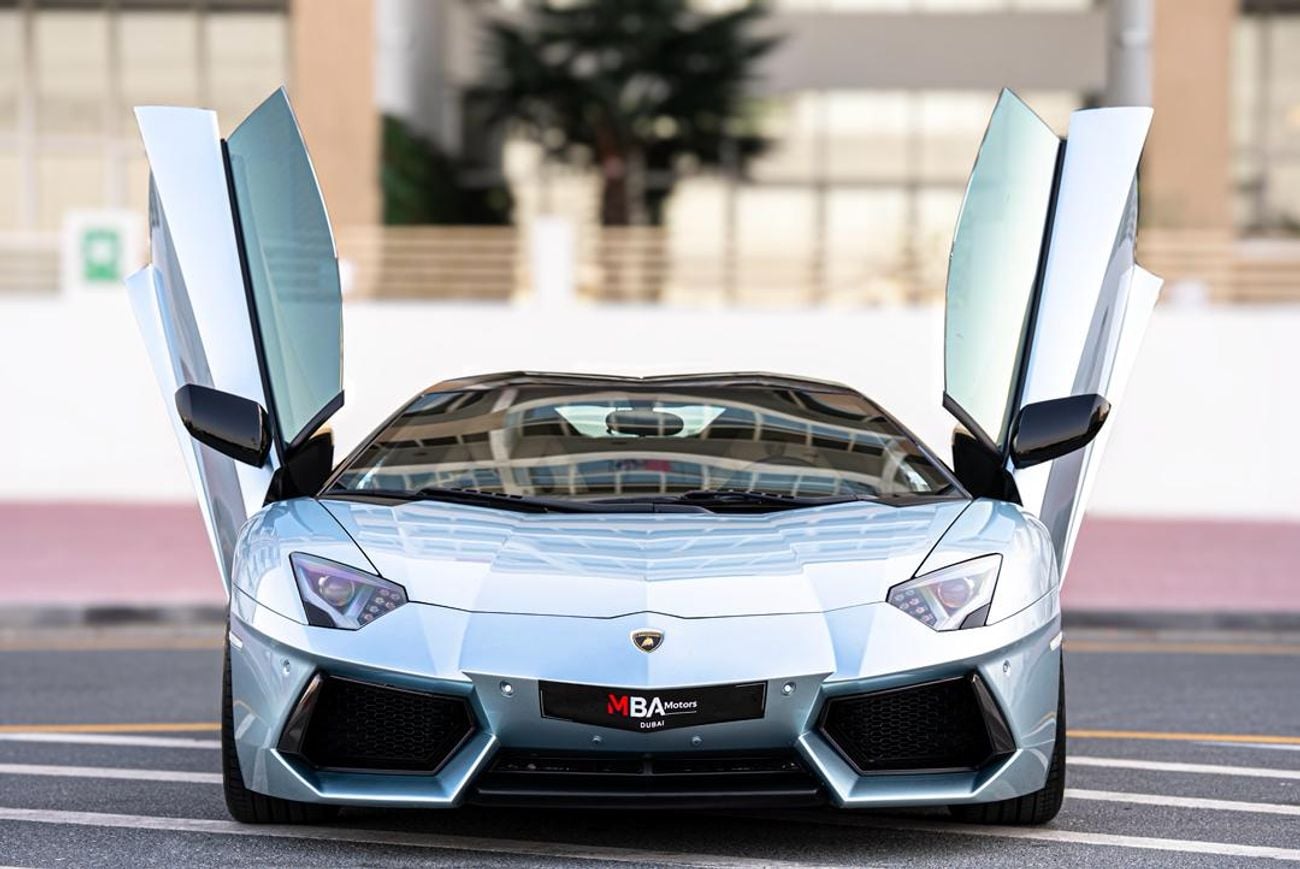 Lamborghini Aventador Roadster GCC Full Service history