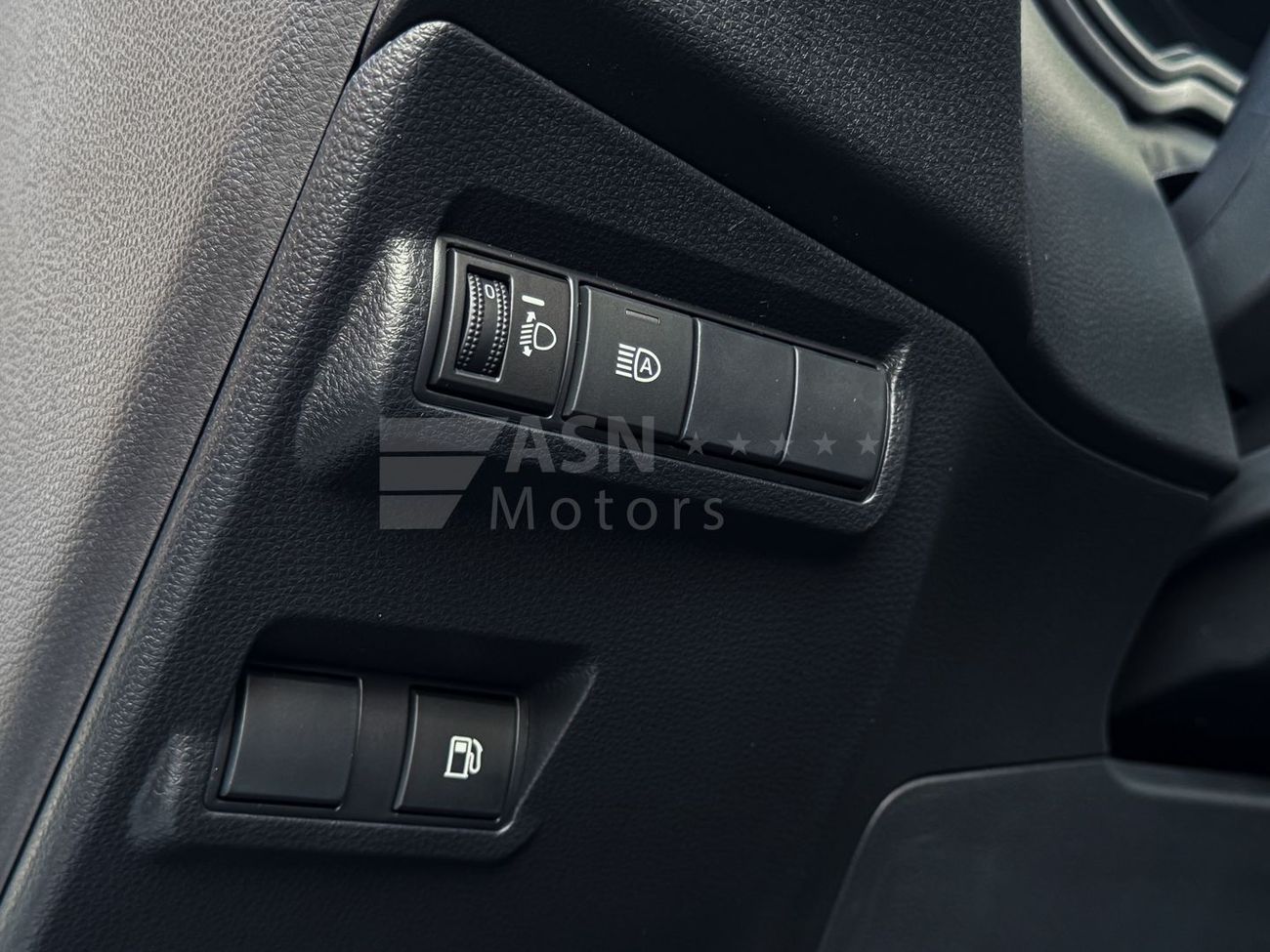 تويوتا كورولا كروس Hybrid Elite 2.0L 2024