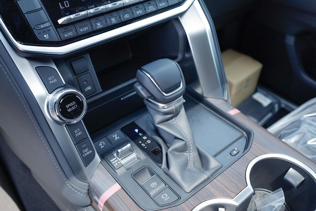 تويوتا لاند كروزر TOYOTA LAND CRUISER GXR 4.0L 2025