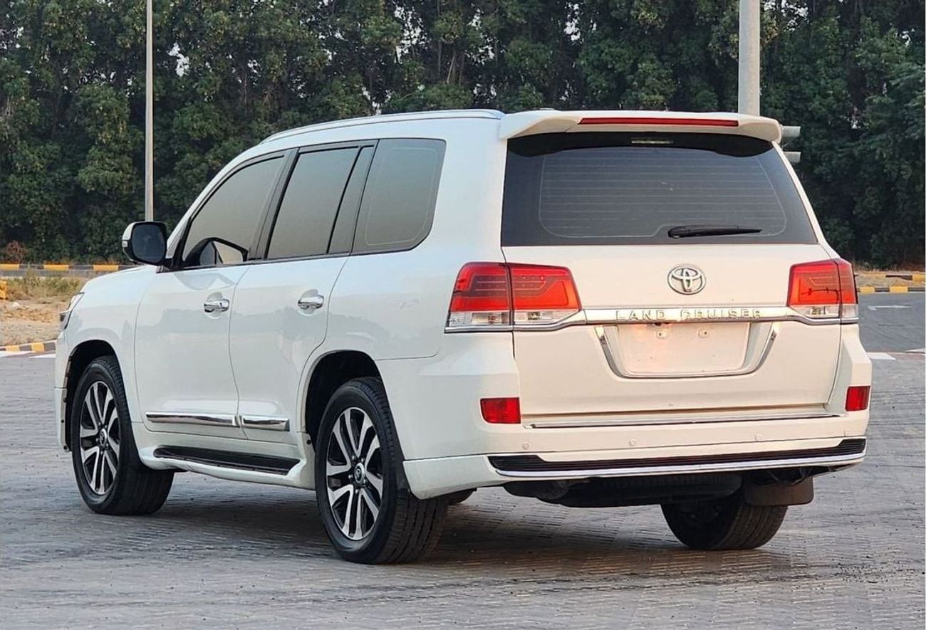 تويوتا لاند كروزر GX.R V6 upgrade 2021