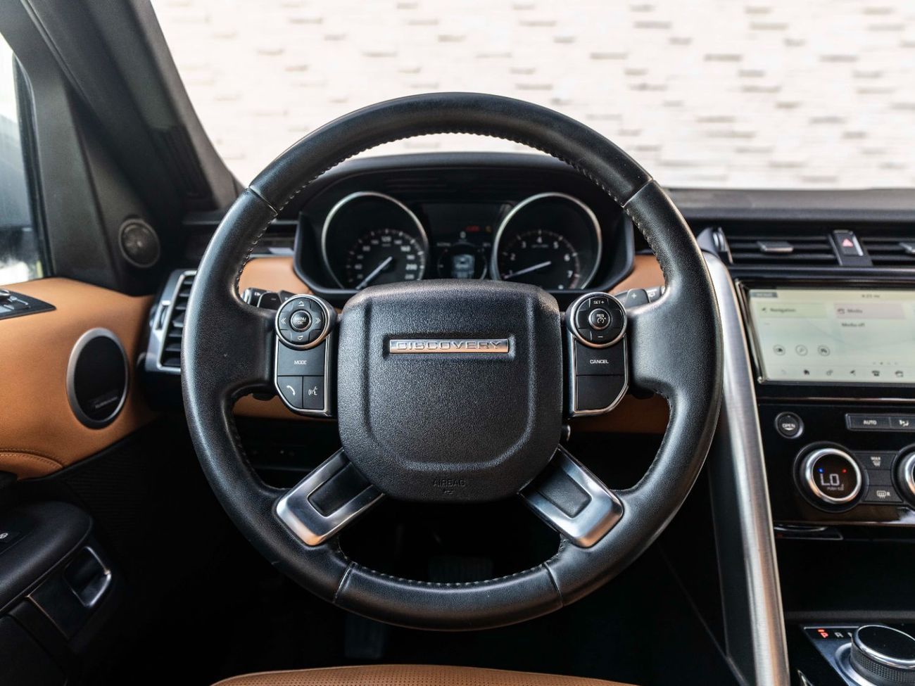 لاند روفر دسكفري HSE Luxury 2.0L 4WD