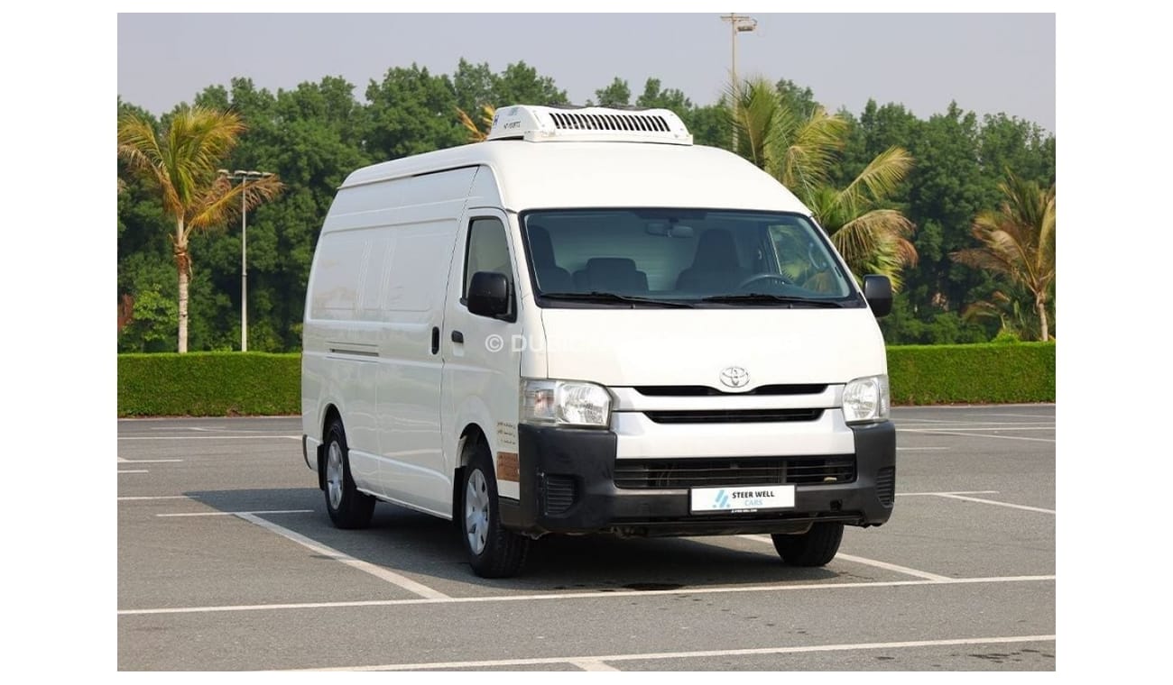 Toyota Hiace GL - High Roof LWB 2016 | 2.7L Chiller Van | M/T - RWD - GCC Specs - Well Maintained Van | Book Now
