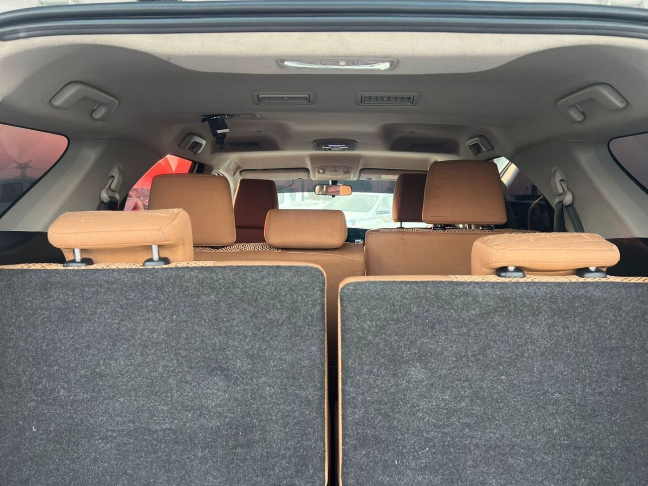 Toyota Fortuner 2025 Toyota Fortuner 2.7L V4 - AWD 4x4 - Rear Sensor - Gcc Specs - 27000 km