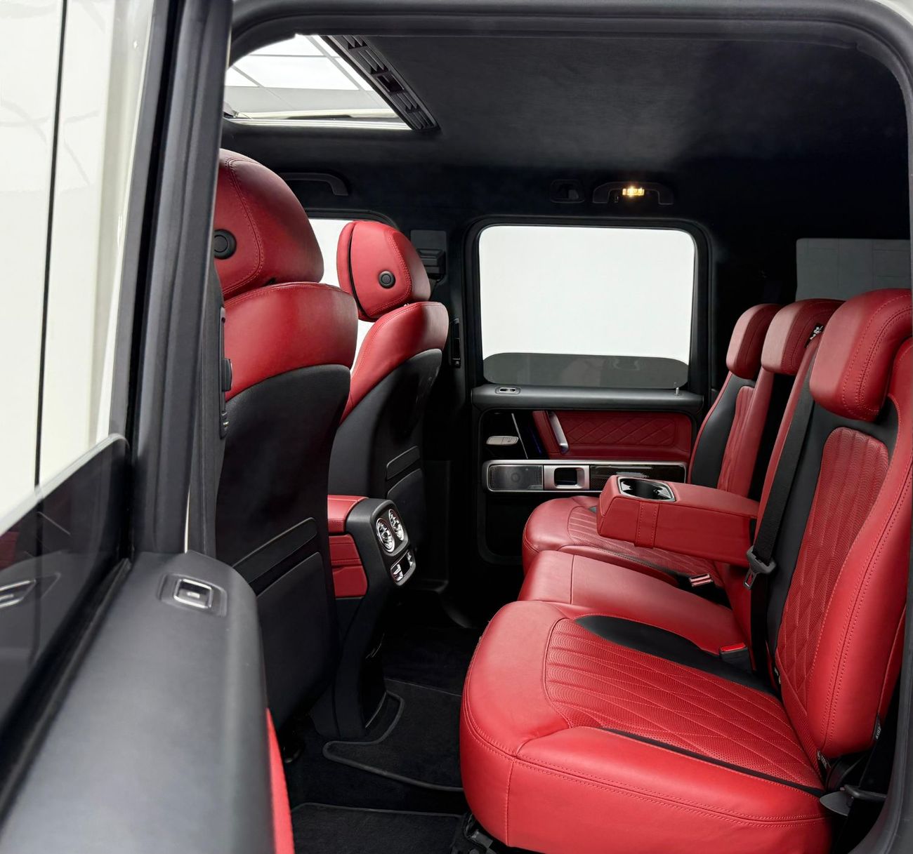 Mercedes-Benz G 63 AMG Std 4.0L 2019 Mercedes-AMG G63,One Year Unlimited KM Warranty, Full Service History, GCC