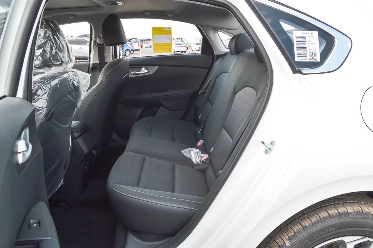 كيا K3 KIA K3 COMFORT 1.5L FWD PETROL SEDAN 2025