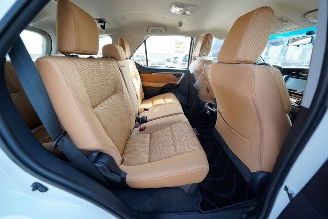 Toyota Fortuner GXR 4.0L (278 HP)