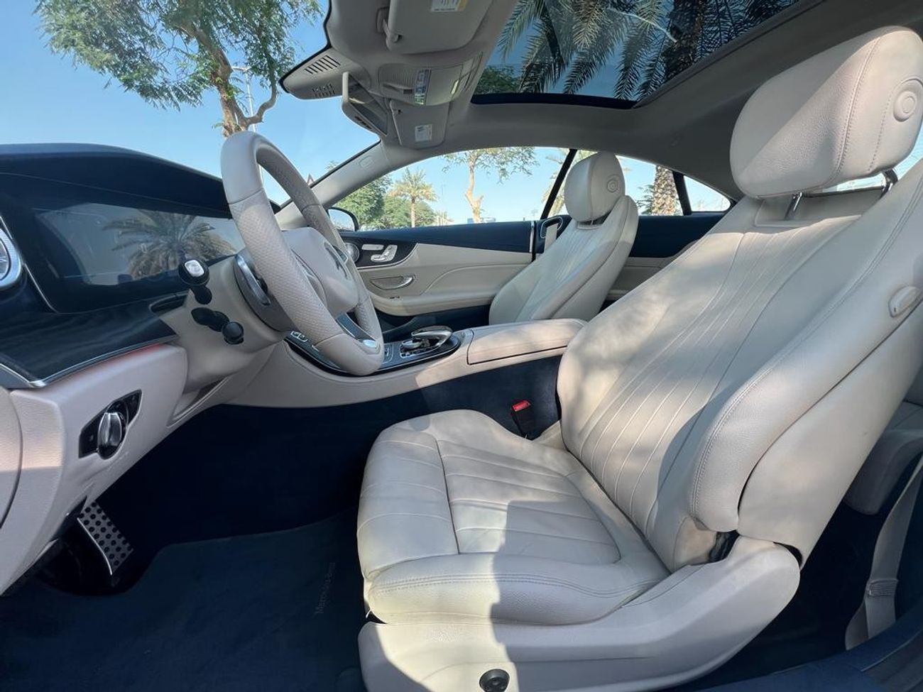 Mercedes-Benz E 400 Coupe MERCEDES BENZ E400 AMG 2018 COUPE FULL OPTIONS TOP OF RANGE WITH DEALER WARRANTY