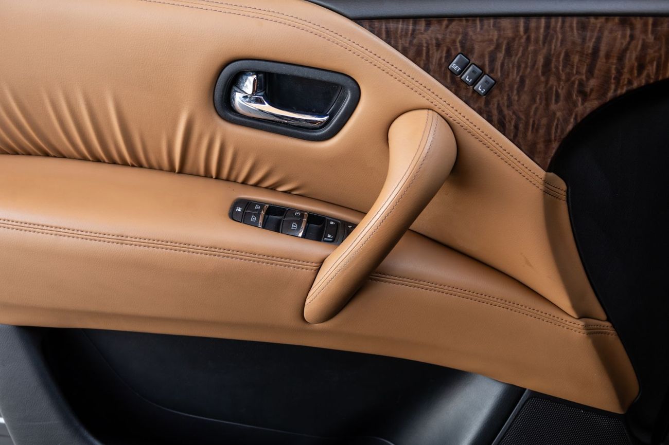 نيسان باترول LE Platinum 5.6L