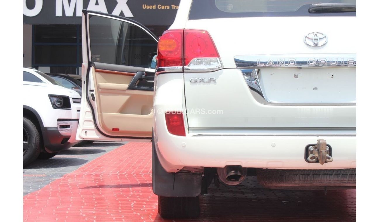 Toyota Land Cruiser GXR V8, GCC