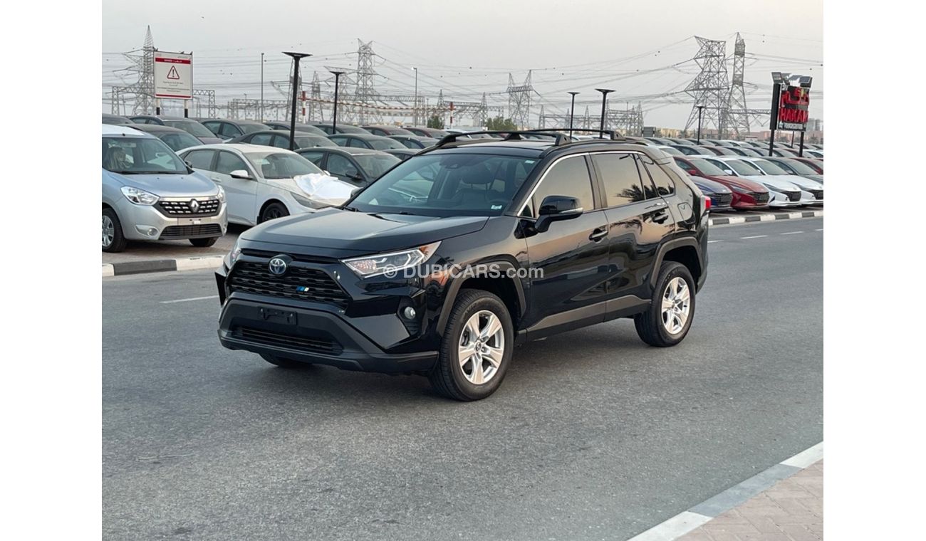 Toyota RAV4 2019 TOYOTA RAV4 XLE HYBRID 4x4 FULL OPTIONS IMPORTED FROM USA