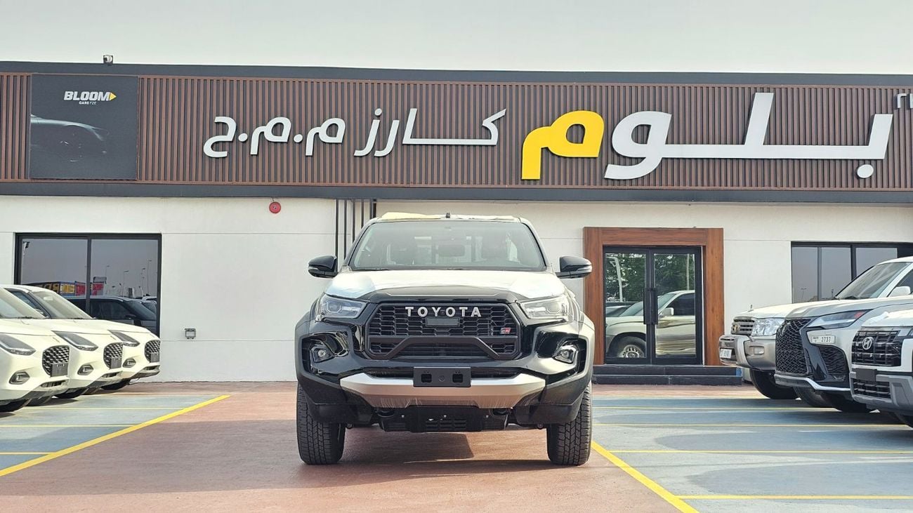 تويوتا هيلوكس Toyota Hilux GR Sport 4.0L V6 Attitude Black GCC Specs  2026