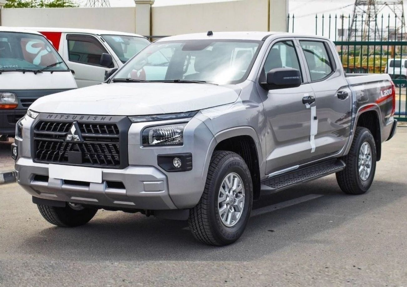 Mitsubishi L200 Mitsubishi L200 / Triton GLX 4WD 2.4L Diesel MT High Line 2025