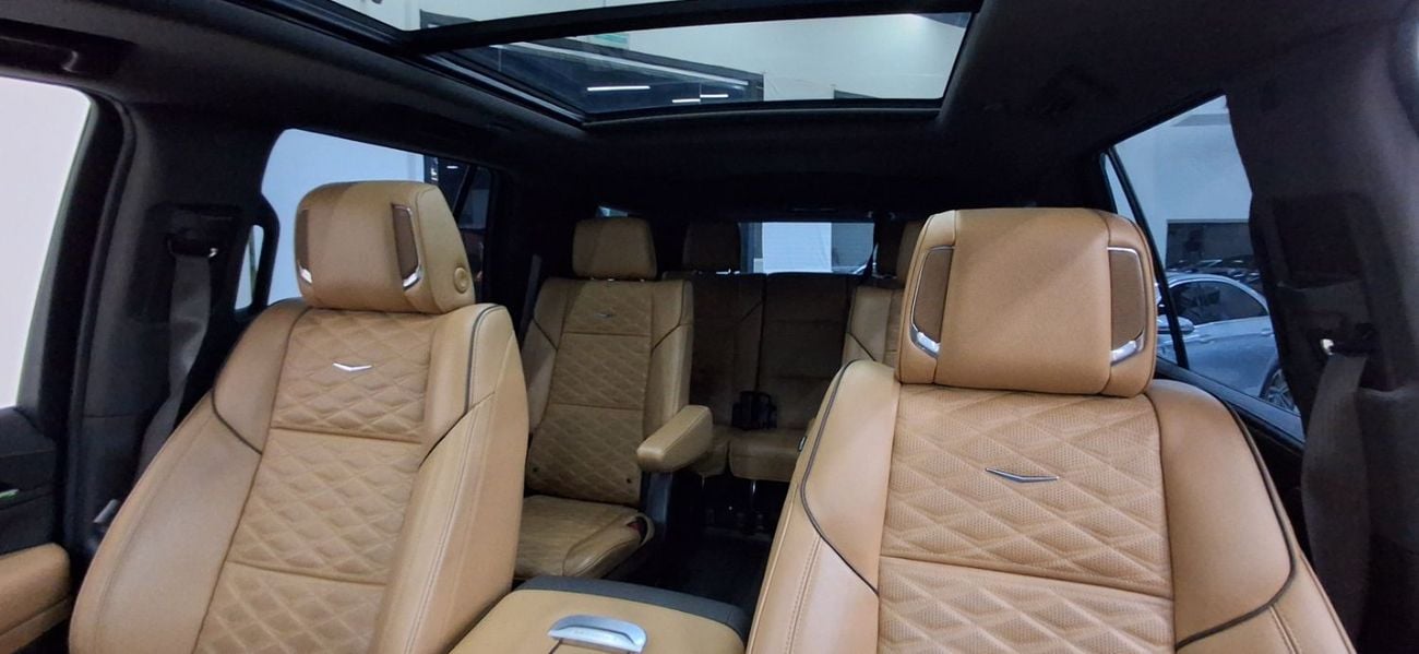 Cadillac Escalade Sport Platinum 6.2L 4WD