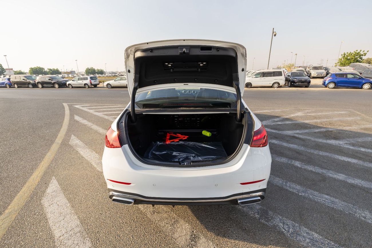 Mercedes-Benz C 200 MERCEDES BENZ C200L SPORT 1.5T FULL OPTION MODEL 2025