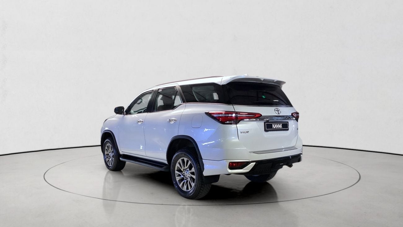 Toyota Fortuner 4.0 4WD AUTO 7STR VXR RA/RB | Guaranteed Warranty | 0 Down Payment