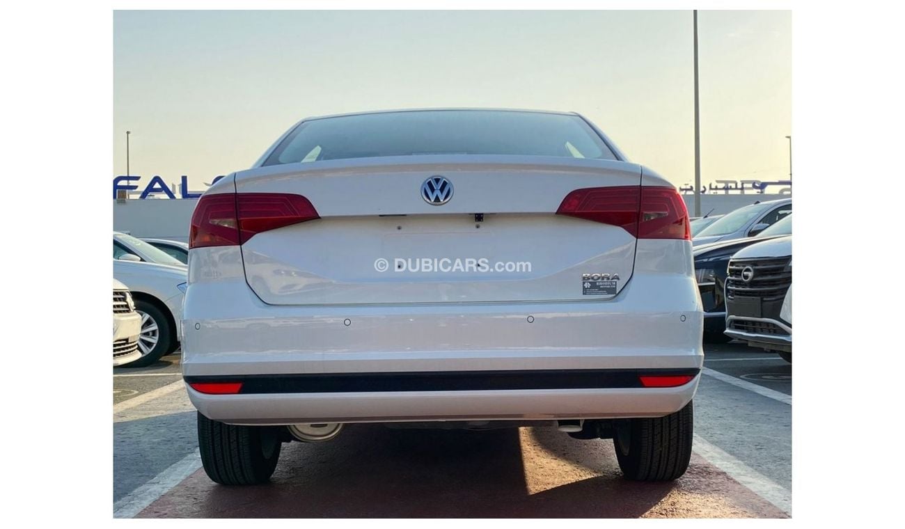 Volkswagen Bora VOLKSWAGEN BORA 1.5L PETROL MID OPTION