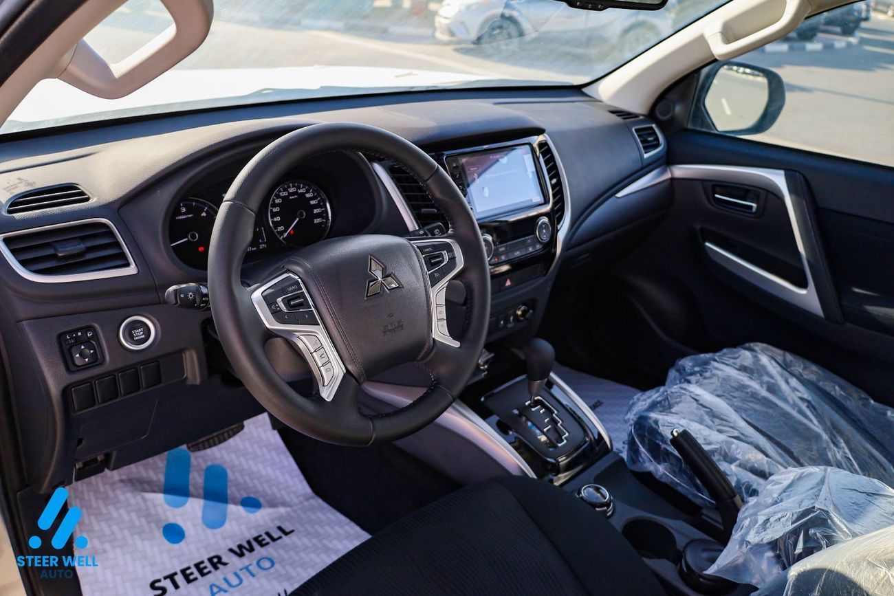 ميتسوبيشي باجيرو 2.5L Turbo Diesel | 134 HP | AT | 4WD | 7 Passenger | Dual Airbags | ABS & EBD | Ad-Safety | 2023