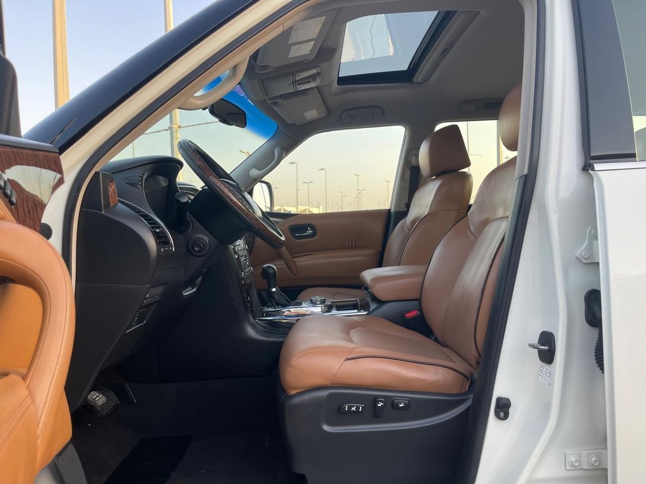 Nissan Patrol LE Platinum Nissan Patrol Titanium _GCC_2014_Excellent Condition _Full option