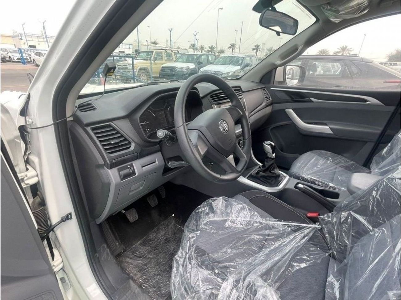 MG T60 2.8 ENGINE DIESEIL  4X4 MANUAL GEAR