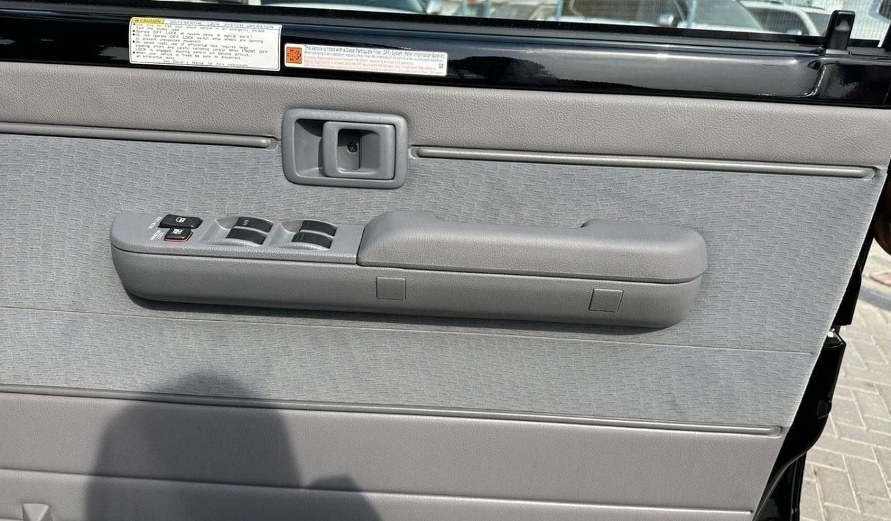 Toyota Land Cruiser 70 GDJ76 RHD AUTOMATIC DIESEL