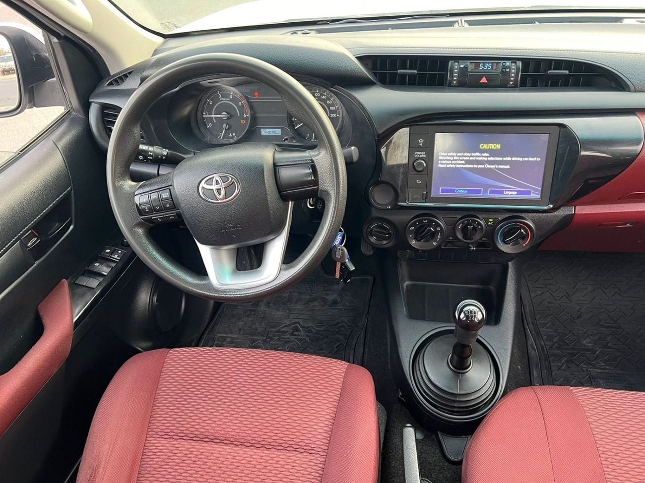 Toyota Hilux 2023  TOYOTA HILUX 2.4L V4 **DIESEL** MANUAL TRANSMISSION  +  POWER WINDOW + 4X4  + Rear Camera + Fo