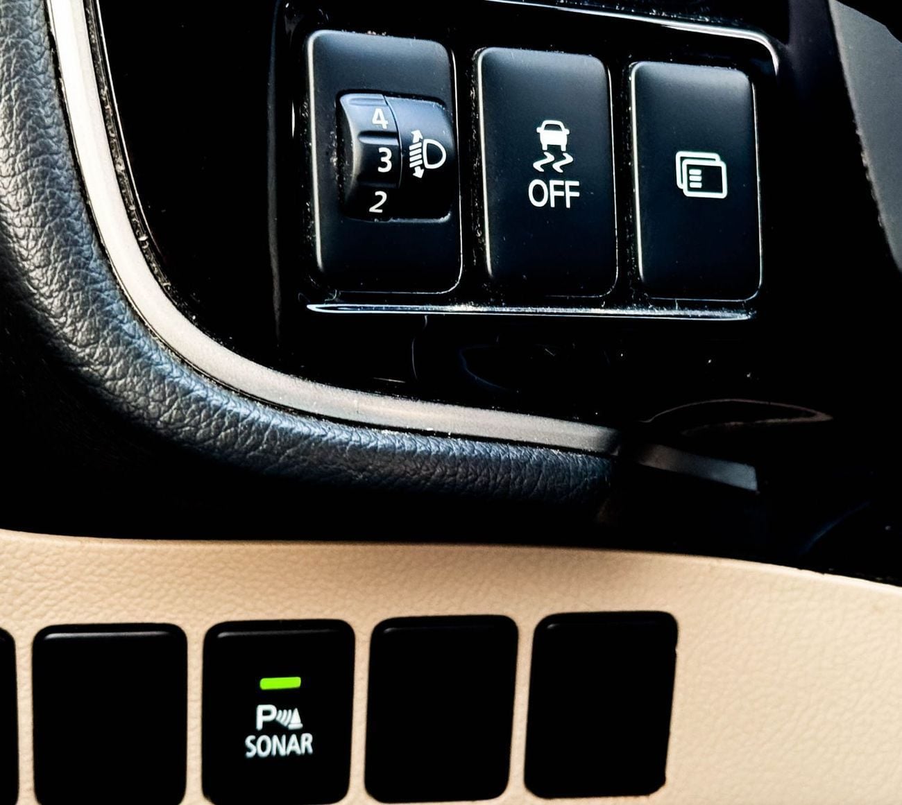 ميتسوبيشي آوتلاندر ميتسوبيشي أوتلاندر | 3.0 لتر | 2022 | خليجية | خالية من الحوادث | بحالة ممتازة | 907 شهرياً