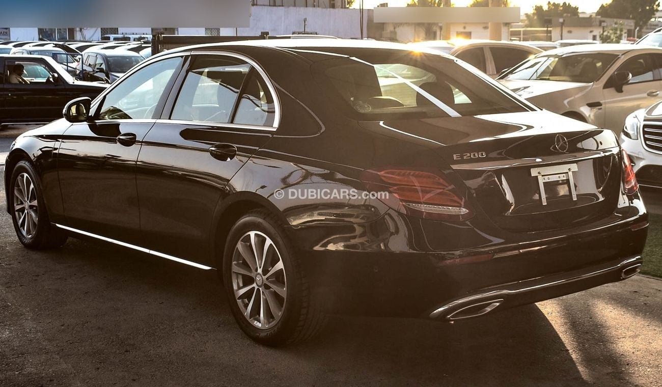 مرسيدس بنز E200