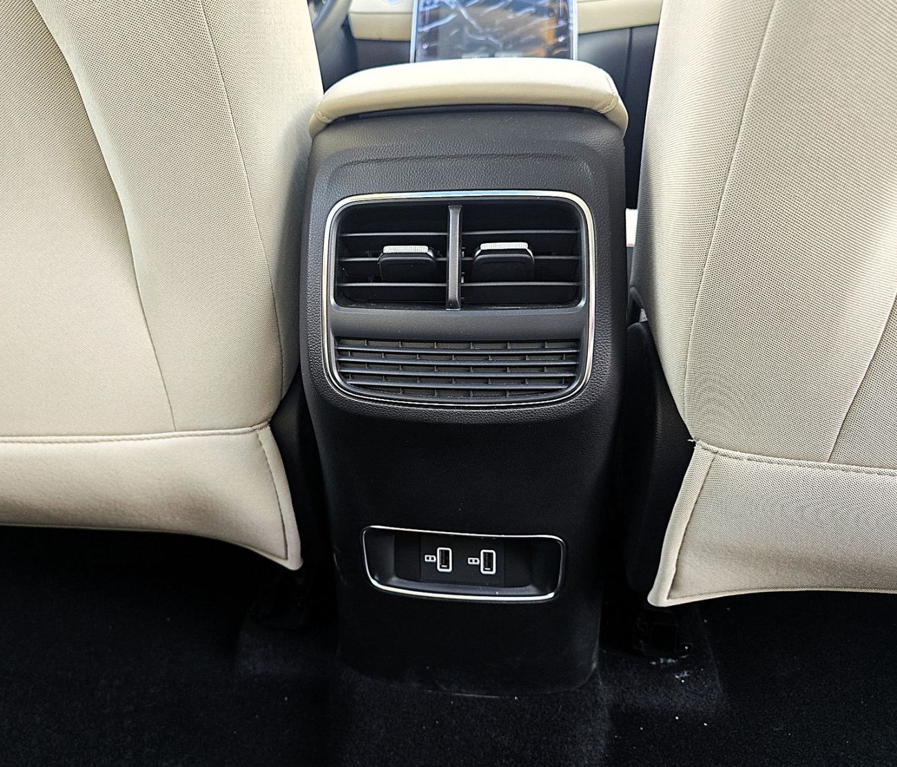 أم جي RX5 Mg RX5 Comfort 1.5l A/T black ⚫ 2024 model with Panoramic Roof and Push Start