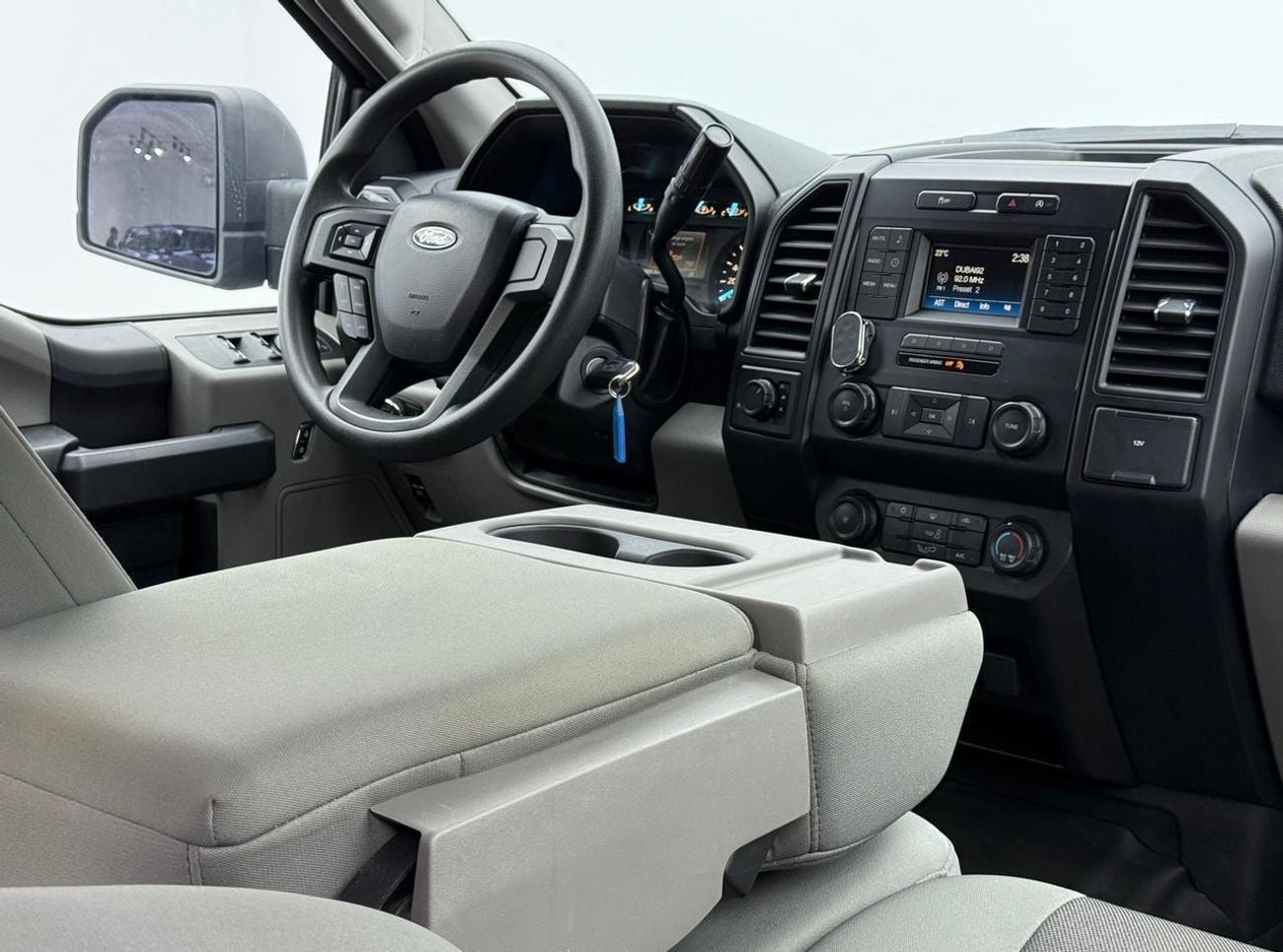 Ford F-150 XLT 2020 Ford F-150 Raptor Kit, 1 Year Unlimited Km Warranty, Full Service History, GCC