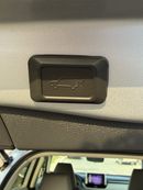 Toyota RAV4 RAV4 XLE Full option