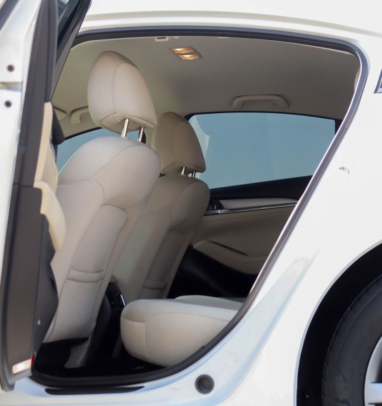 مازدا 6 2.5L S Mazda 6 2023 GCC 2.5L accident-free original paint in excellent condition 1345 P.M