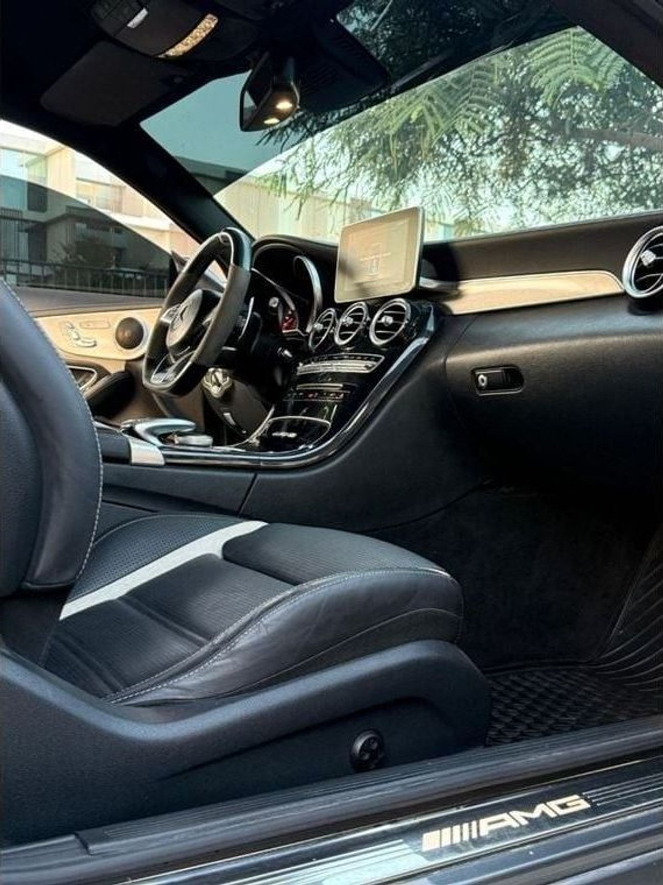 مرسيدس بنز C 63 AMG Std 4.0L