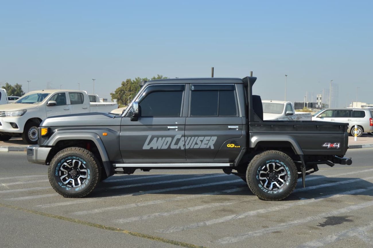 تويوتا لاند كروزر بيك آب RIGHT HAND VEHICLE ONLY FOR EXPORT 4.5L 4WD