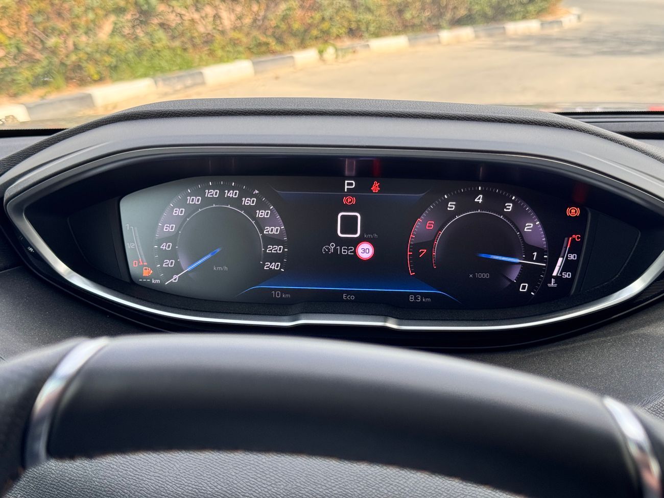 بيجو 5008 2025 PEUGEOT 5008 GT 1.6L CUV FWD 7-Seats 5Doors brand new 0km