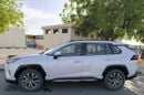 Toyota RAV4 XLE 2.0 FULL OPTION PANORAMA