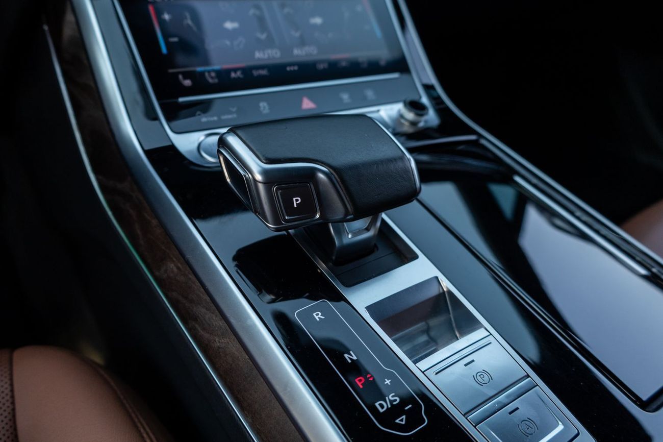 Audi Q7 55 TFSI quattro S-Line 3.0L