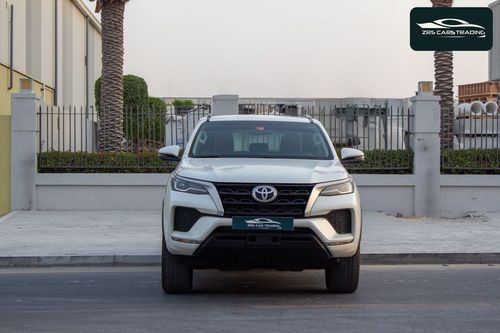 Toyota Fortuner EXR 2.7L (160 HP) TOYOTA FORTUNER EXR GCC | 2.7L V4 | 2022