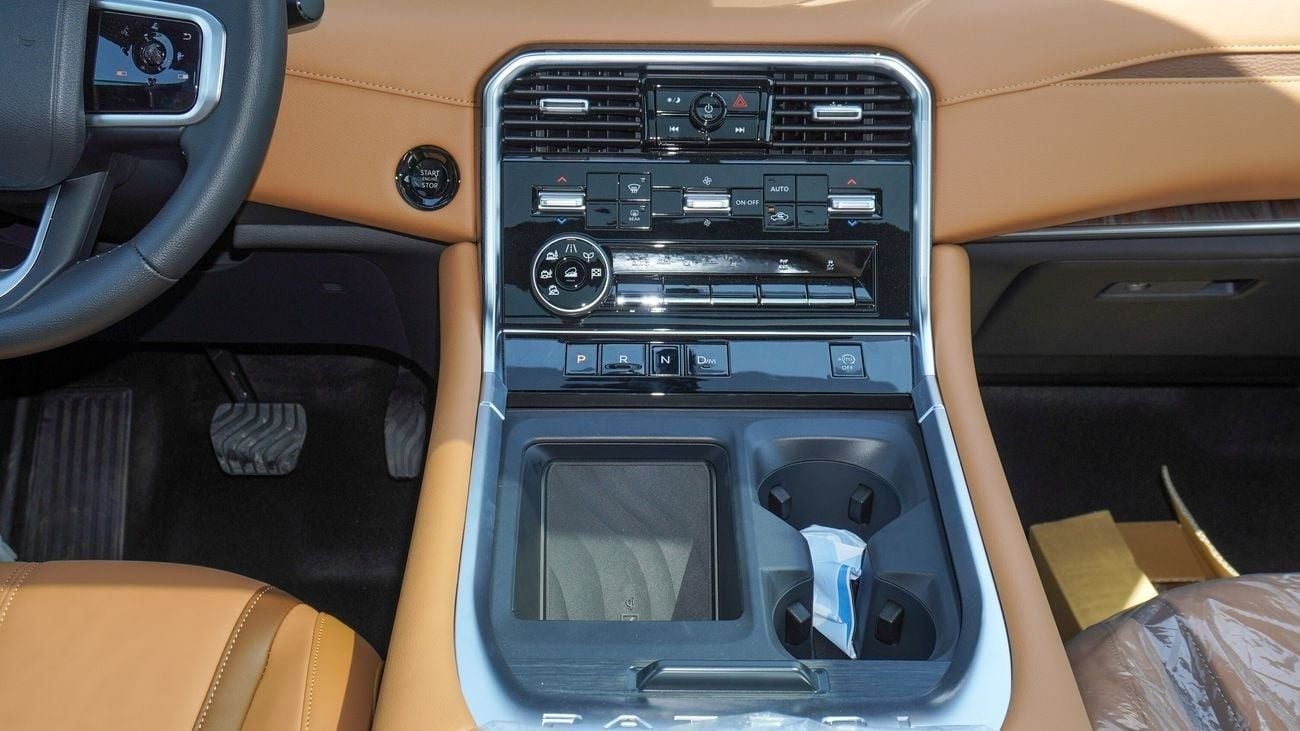 Nissan Patrol LE TITANIUM + TITANIUM V6T