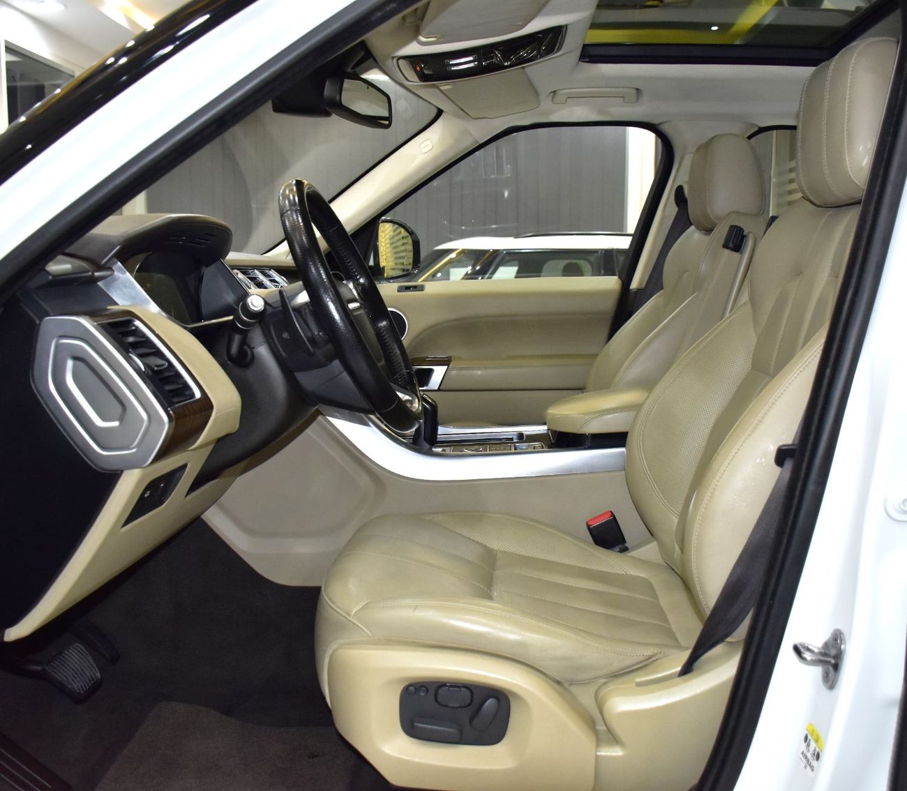 Land Rover Range Rover Sport EXCELLENT DEAL for our Land Rover Range Rover Sport Autobiography ( 2014 Model ) in White Color GCC